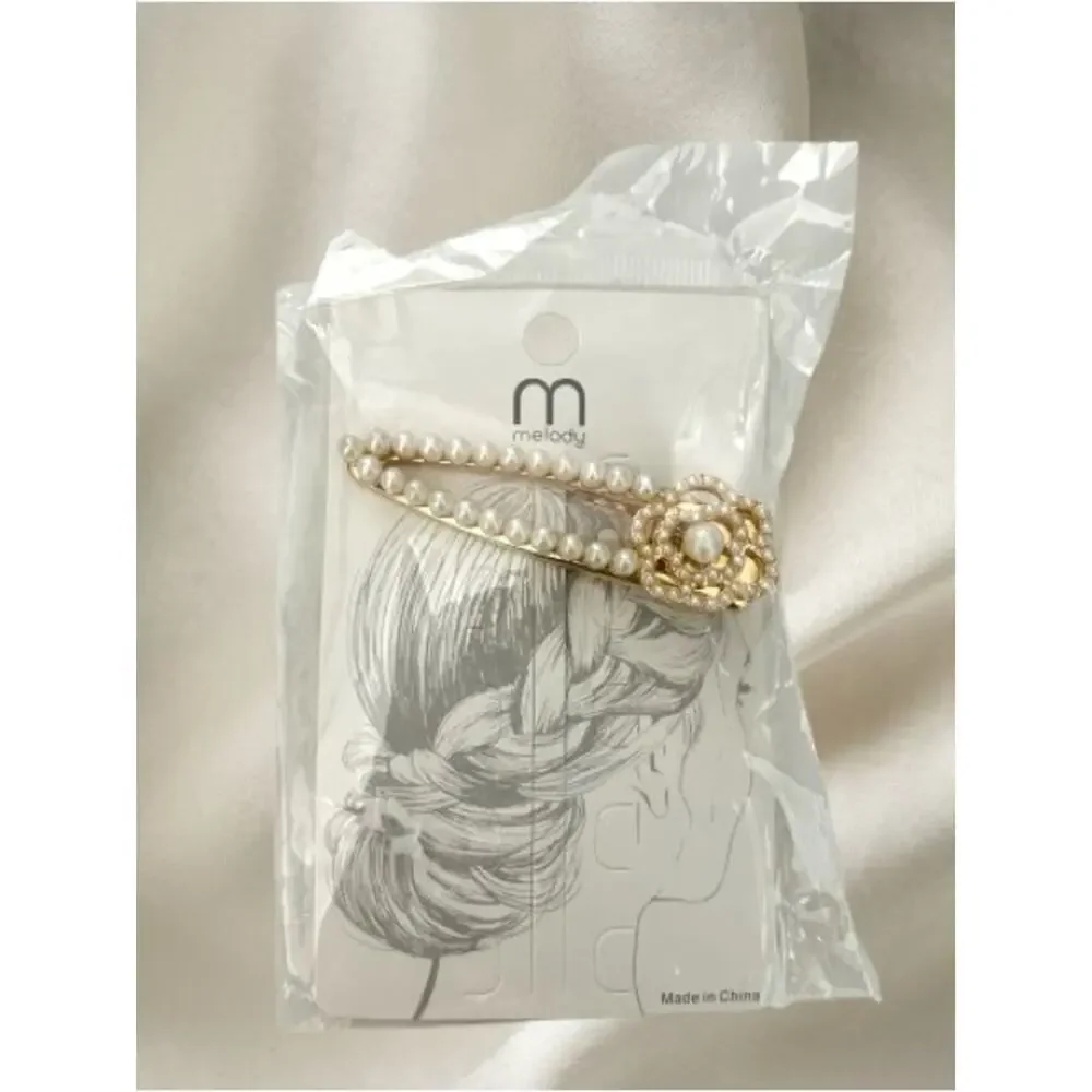 Women’s Rhinestone & Pearl Hair Clip Sets in Black, Gold, Pearl.